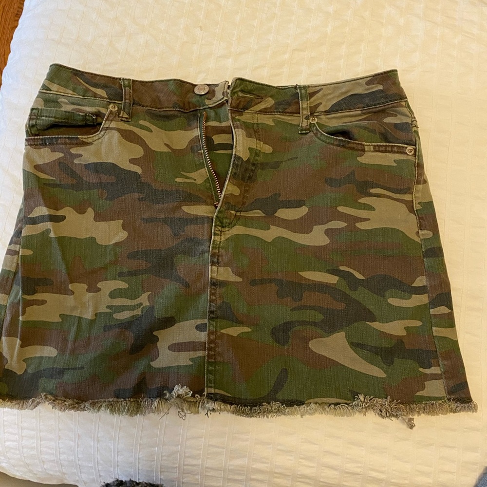 Forever 21 skirt